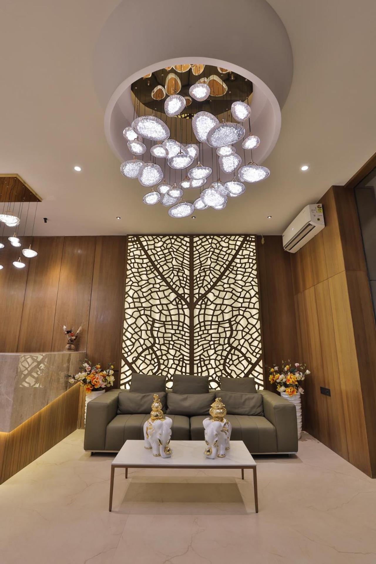 Hotel Elements Surat Buitenkant foto